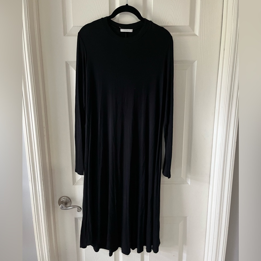 Black stretchy dress